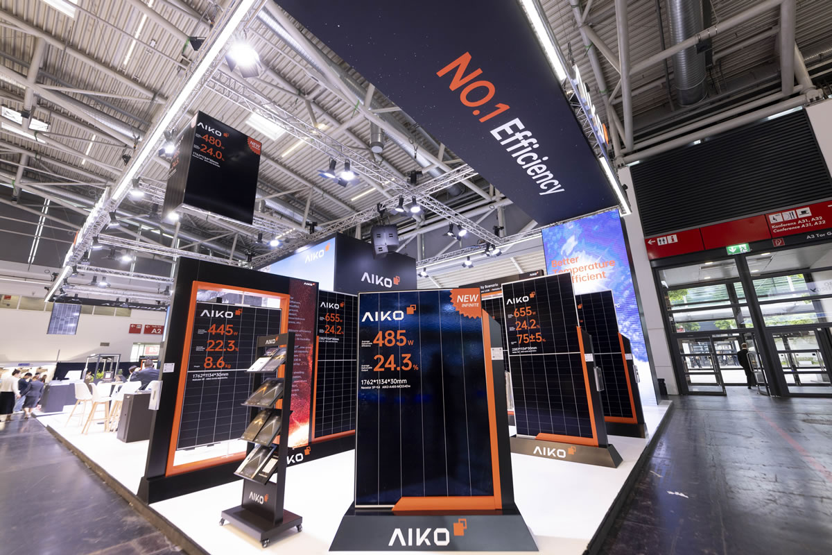 必赢网络游戏平台携“黑科技”新品亮相Intersolar展